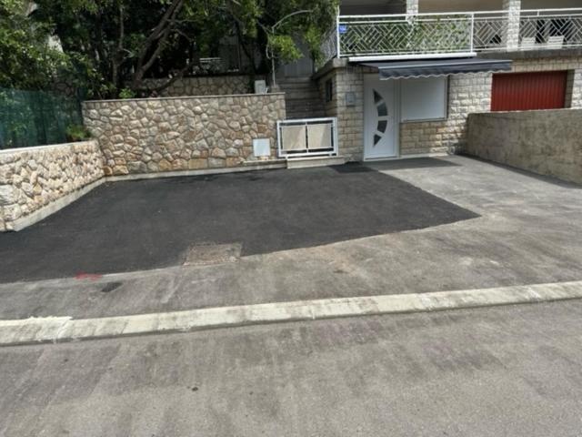 Lory Apartmani ดรามัลย์ ภายนอก รูปภาพ